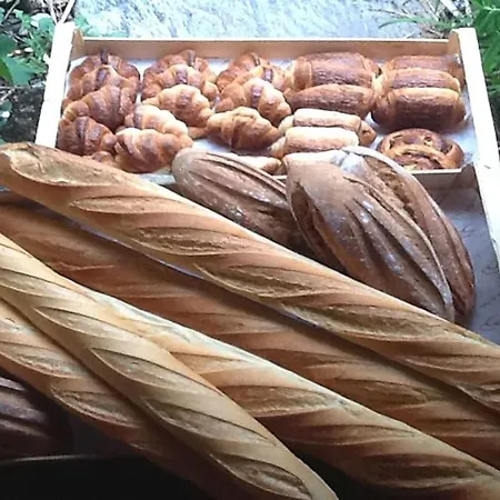 Les Petites Pierres- Rural + Wifi,pool * Vernoux-en-Gâtine